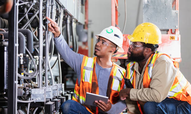 Best Electrician Near Me  in Lindsay, TX